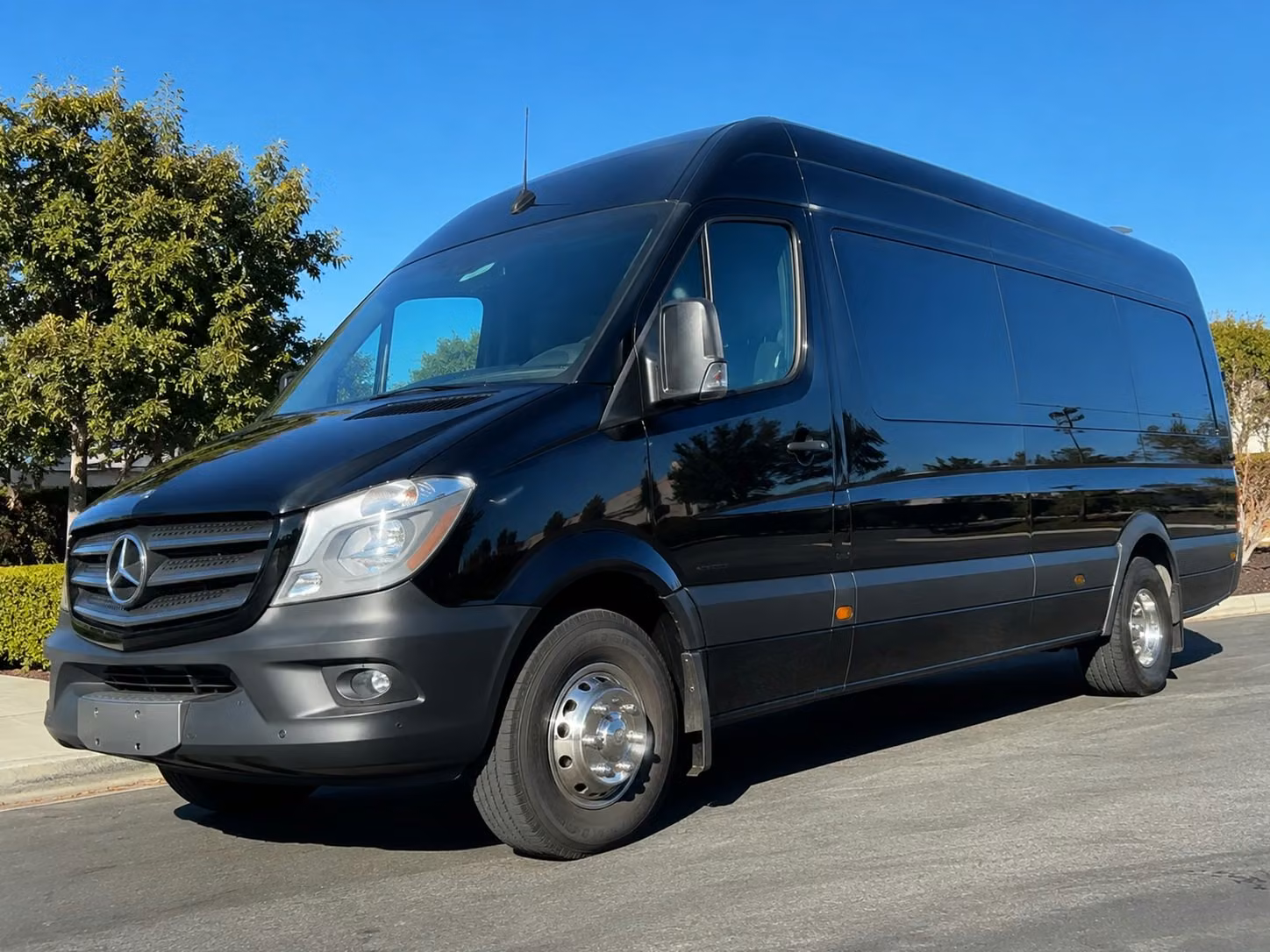 school field trip bus rentals in yonkers